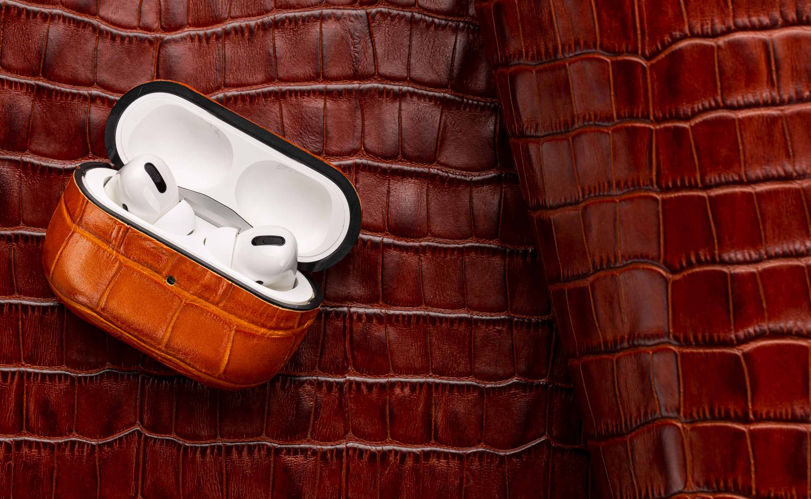 Airpods Pro Etui auf Leder der Caiman-Serie