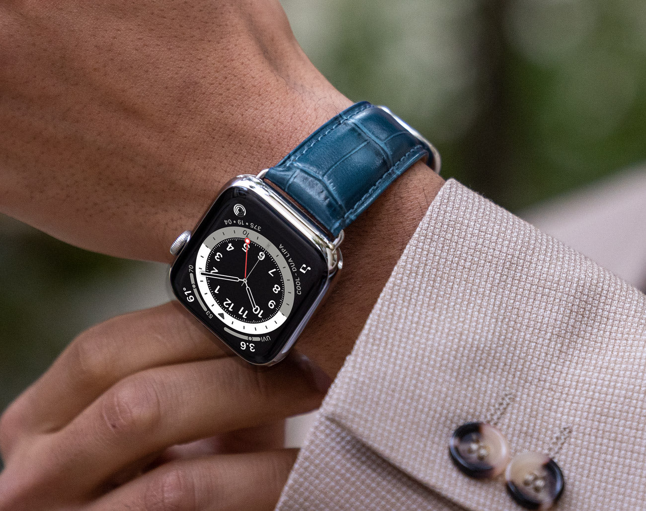 Mitternachtsschwarzes Apple Watch Lederuhrenband von Longvadon